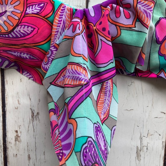 Strapless Halter Bikini Top Size Small - Picture 4 of 5